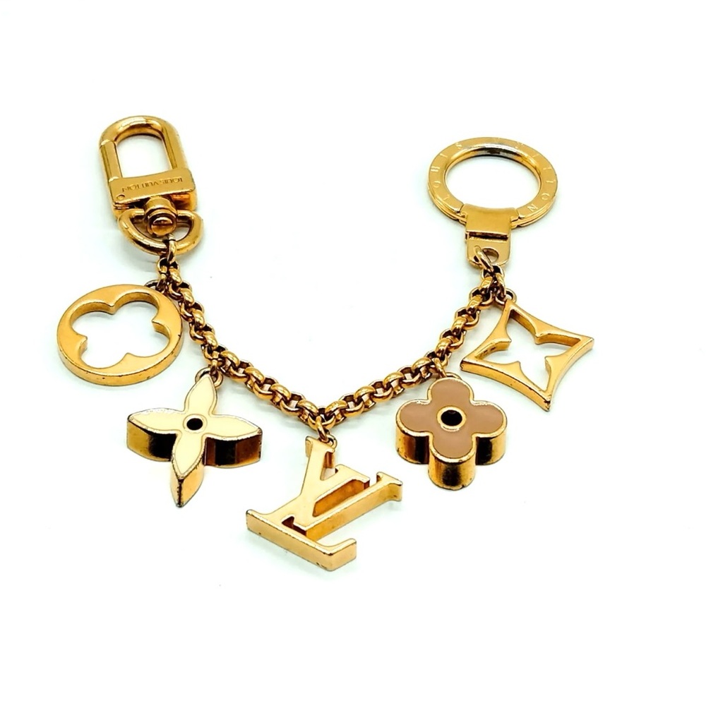 Authentic Louis Keychain/Keycharm ❤️ - Picture 2 of 6
